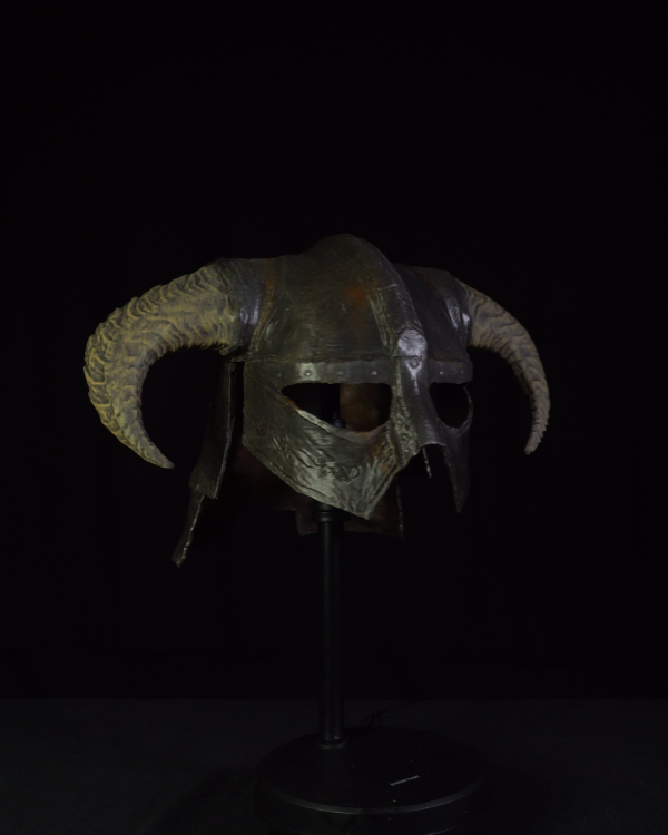 0323 Skyrim Dragonborn Miğferi – Kişiye Özel Üretim